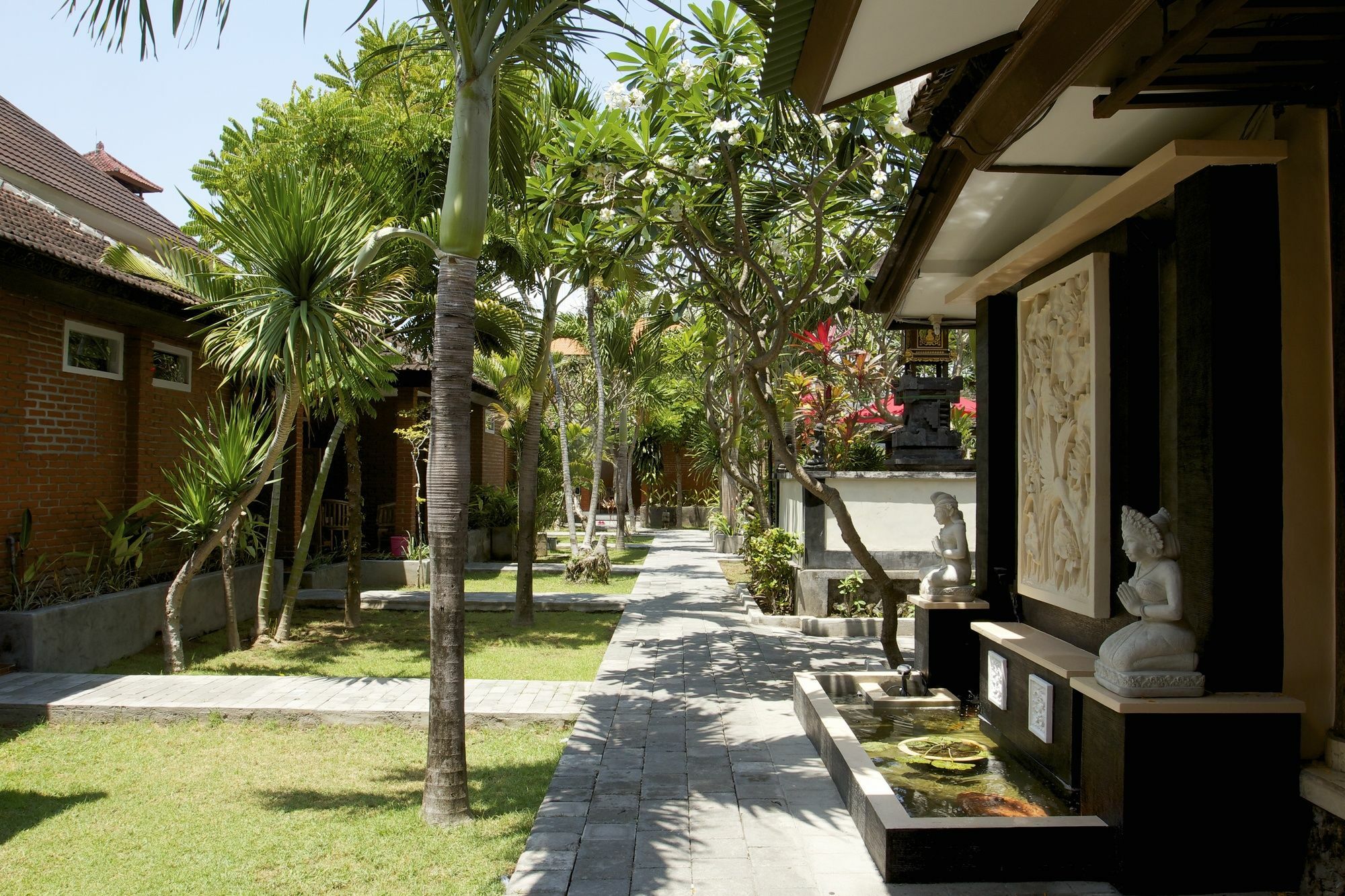 Ayu Lili Garden Hotel Kuta Kuta Lombok Esterno foto